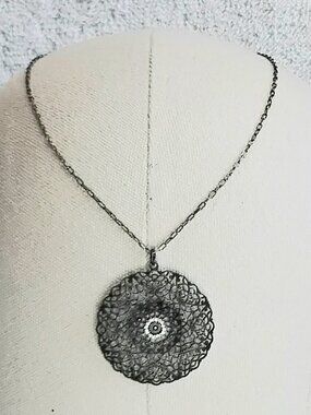 Beautiful 16" Metal and Stone Popesco Necklace Quality Costume Jewelry!!